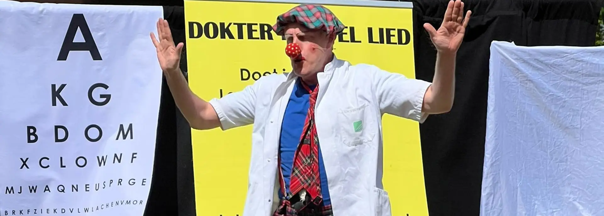 familievoorstelling met Clown Doedel voor alle leeftijden.